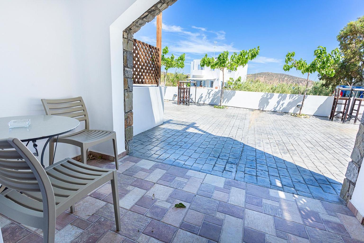 Almiriki Serifos Livadakia Buitenkant foto